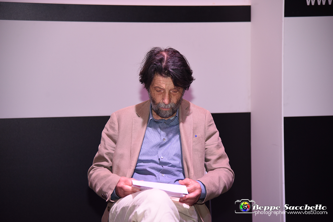 VBS_8709 - Salone del Libro 2022  XXXIV edizione - 19 Maggio 2022.jpg